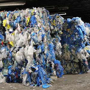 Daur Ulang Film Plastik Bekas